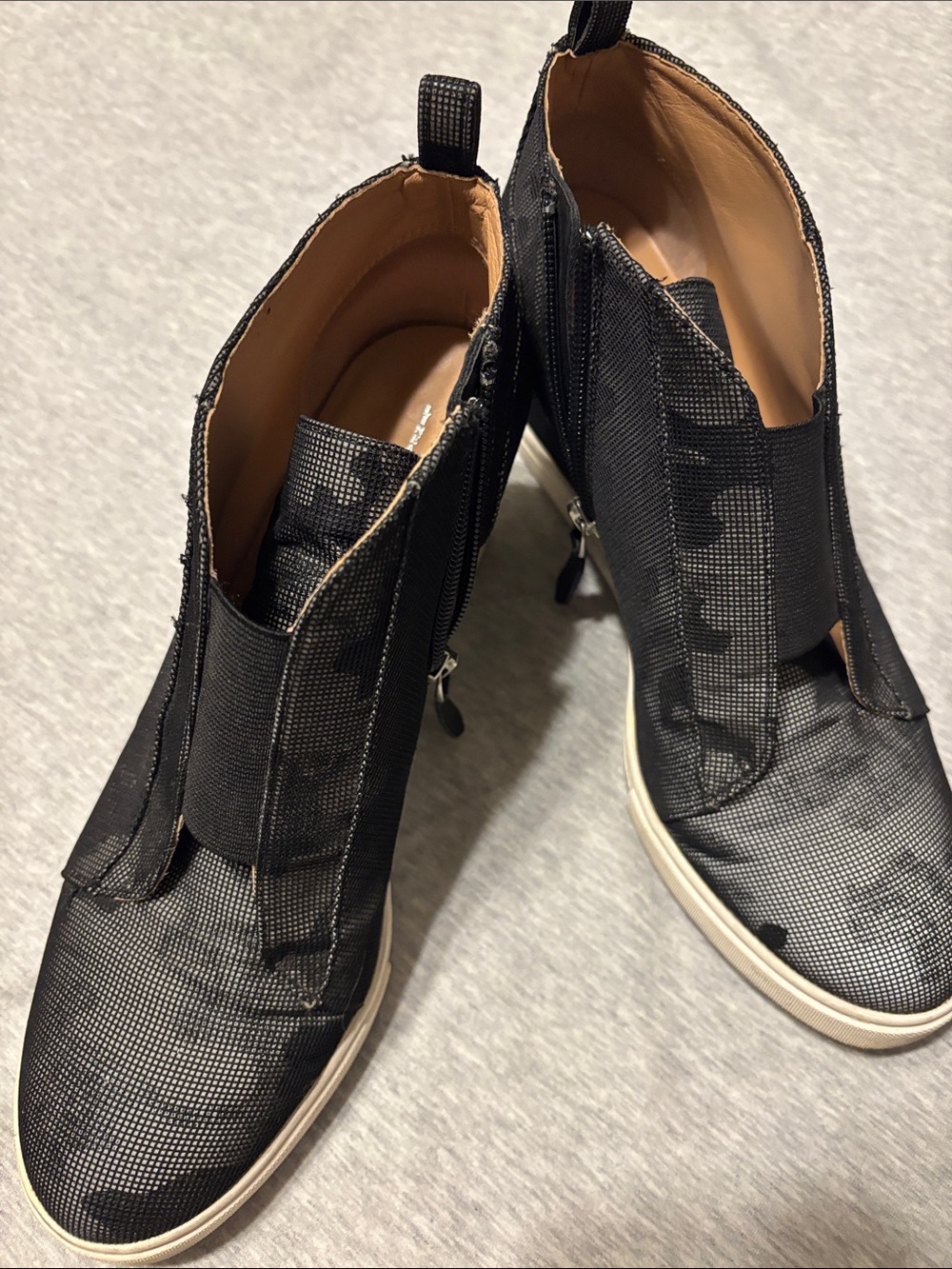 Paolo heeled bootie